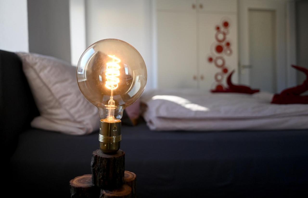 Gemuetliches Appartement Mit Netflix, Nespresso Und Boxspringbett Augsburg Exteriör bild